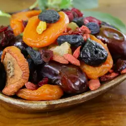 Subtleties of Drying Fruit at Home