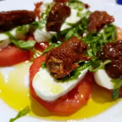 Italian Salad with Dried Tomatoes