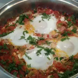 Sunny Side Up Eggs with tomatoes