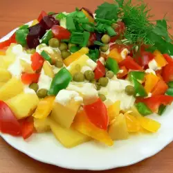 Autumn Salad with Potatoes and Peas