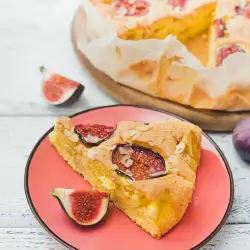 Greek Cake with Figs