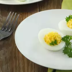 Stuffed Eggs with cream