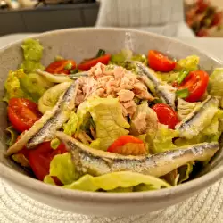 Fish Salad with Iceberg and Cherry Tomatoes