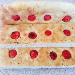 Bread with Cherry Tomatoes