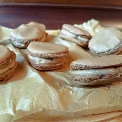 Brown Sugar Cookies with Cream