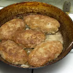 Meatballs with onions