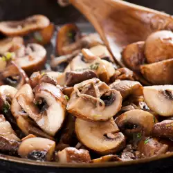 Steamed Mushrooms with Peppers