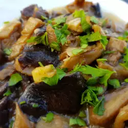 Steamed Mushrooms with White Wine