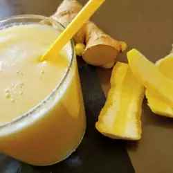 Smoothie with lemons