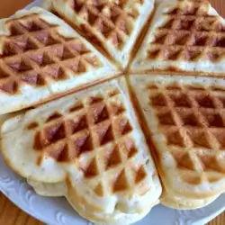 Waffles with flour