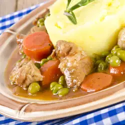 Pork and Peas with Wine