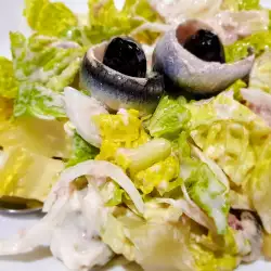 Green Salad with Tuna and Anchovies