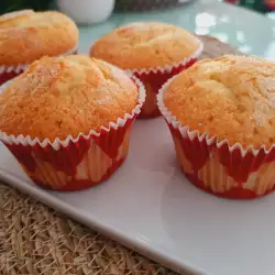 Egg-Free Muffins with Cinnamon