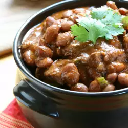 Beans with Cloves