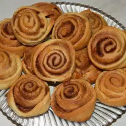 Cinnamon Rolls with Butter