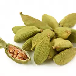 Cardamom Tea - Properties and Benefits