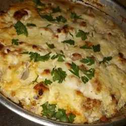 Oven-Baked Cauliflower with Yogurt and Cheese