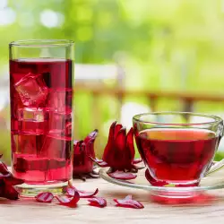 Hibiscus tea - Composition, Effects and Benefits