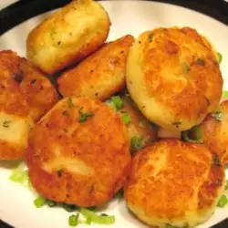 Potato Patties with Feta Cheese and Garlic