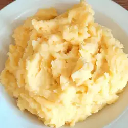 Cauliflower with Potatoes