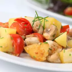 Quick Potatoes with Mushrooms and Peppers