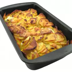 Oven-Baked Potatoes with Onions