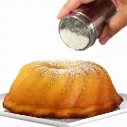Dessert with Flour
