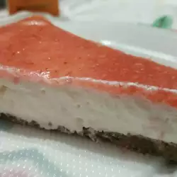 Strawberry Cake with Gelatin