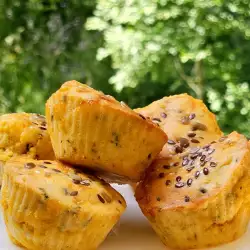Savory Muffins with cheddar