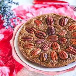 Keto Cake with Pecans