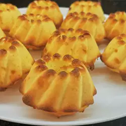 Keto Muffins with Vanilla