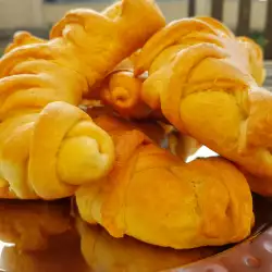 Savory Croissants with Eggs