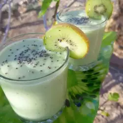 Healthy Drink with Kiwi