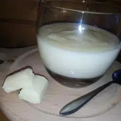 Egg-Free Pudding with Cream