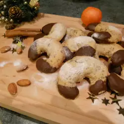 Christmas Sweets with Hazelnuts