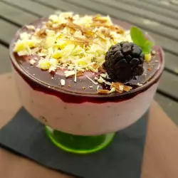 Milk Cream with Blackberries