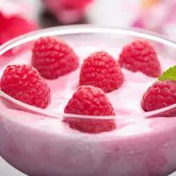 Dessert with Raspberries