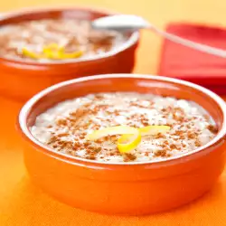 Egg-Free Pudding with Cinnamon