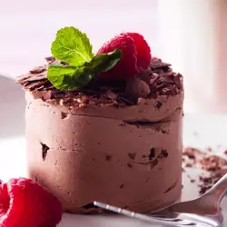 Chocolate Cream with fruits