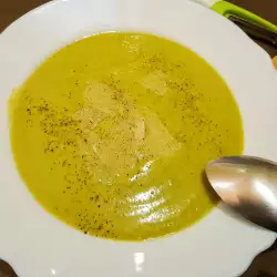 Healthy Soup with Cloves