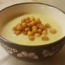 Cream Soup with Cream