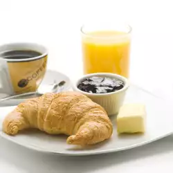 French Croissants with Yeast
