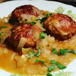 Pan-Fried Meatballs with Thyme