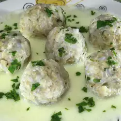 Granny`s Meatballs with White Sauce