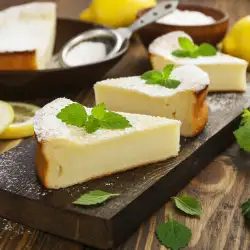 Creamy Baked Lemon Cheesecake