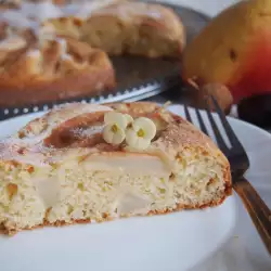 Easy Cake with Pears and Cream Cheese