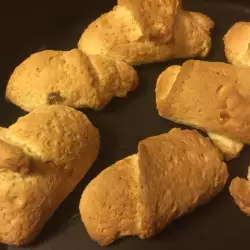 Easy Vegan Mini Croissants