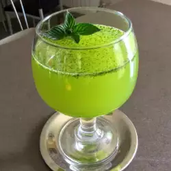 Fresh Juice with Mint