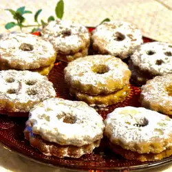 Linzer cookies with Jam