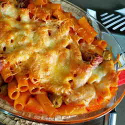 Oven-Baked Macaroni with Chorizo and Tomatoes